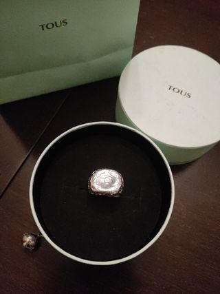 Anillo, pendientes y colgante Tous