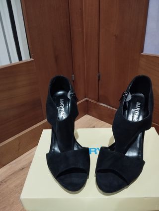 Zapatos fiesta negros