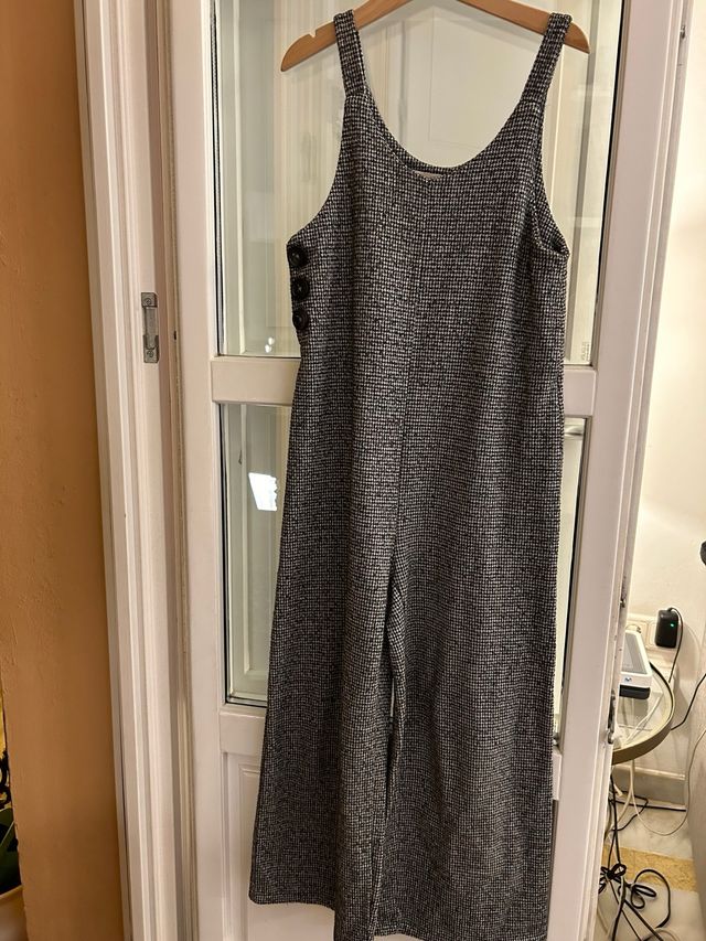 Elegante mono niña Zara