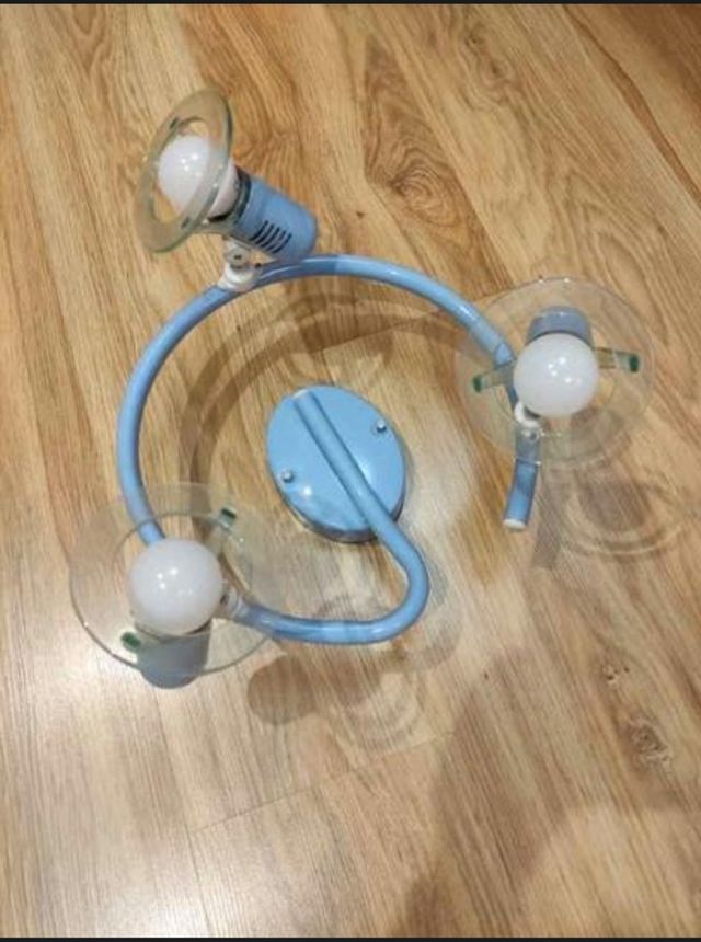 ESTOR ENROLLABLE TRANSLÚCIDO  Y LAMPARA