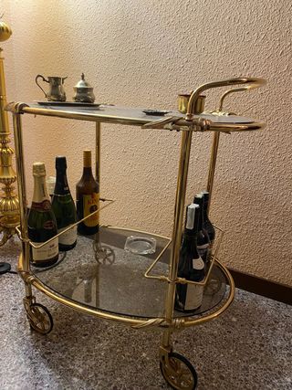 camarera / mesa auxiliar 