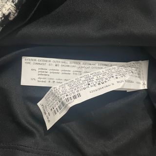 Falda marca Zara con apertura lateral