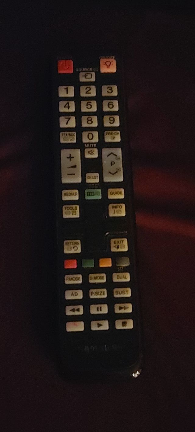 mando samsung con iluminación para TV