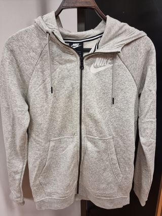 chaqueta NIKE de capucha para mujer