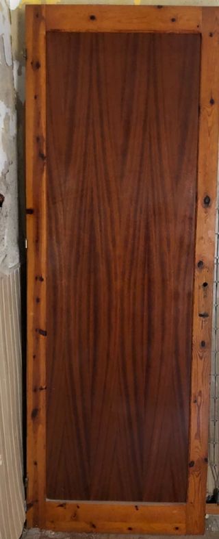 Puerta de madera