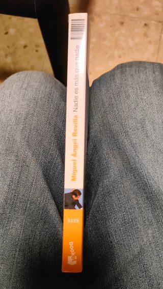 Nadie es más que nadie, M. Án. Revilla