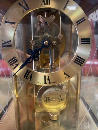 Orologio a pendolo da tavolo vintage