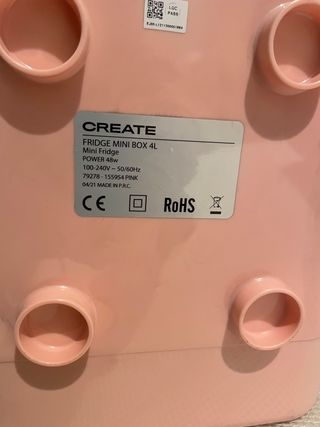 Mini nevera maquillaje rosa create