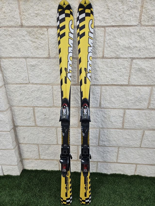 Esquís Atomic SL:9 altura 160.
