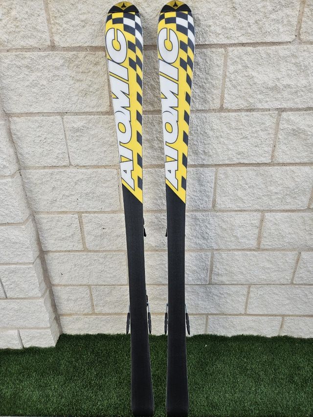 Esquís Atomic SL:9 altura 160.