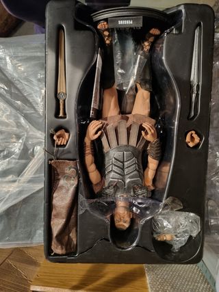 Hot Toys 1/6 MMS122 Perseus Clash of the Titans Co