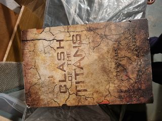 Hot Toys 1/6 MMS122 Perseus Clash of the Titans Co