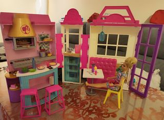 Barbie Restaurante (incluido barbie y ken).