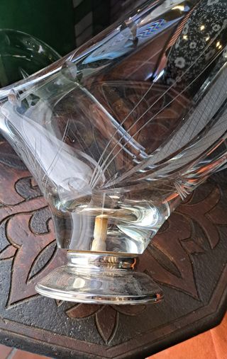 Centro de mesa de cristal antuguo