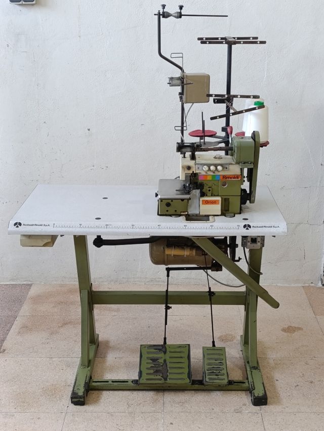 Remalladora Rimoldi Orión 3 hilos