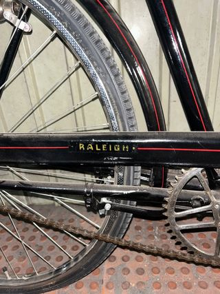 Bicicleta antiga Raleigh