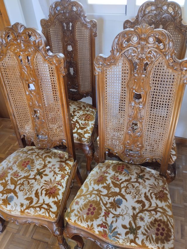 4 Sillas castellanas renacentistas