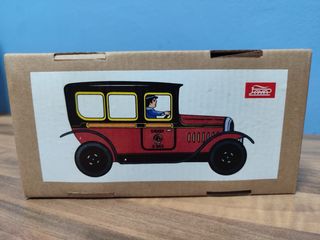 coche hojalata y cuerda Paya