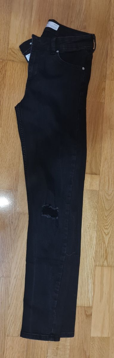 Pantalón negro Bershka push up