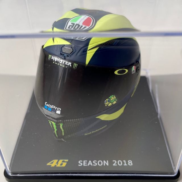 CASCO VALENTINO 1:5