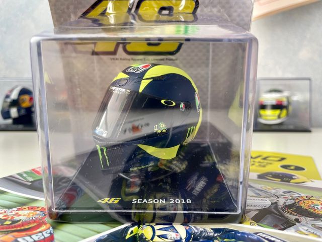 CASCO VALENTINO ROSSI 1:5