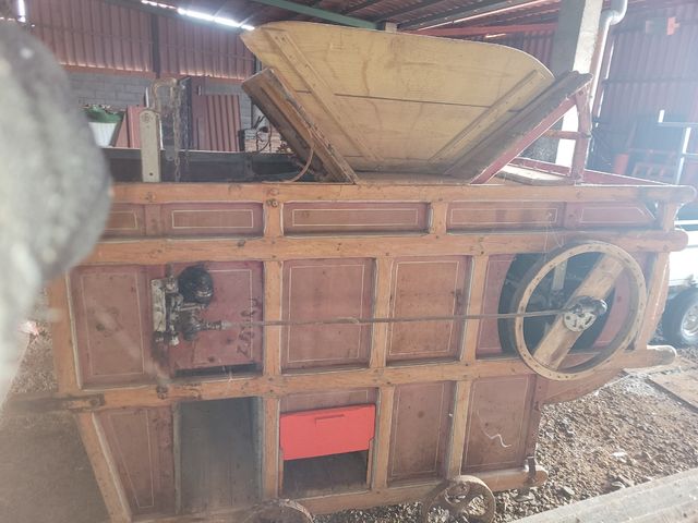 AVENTADORA CRIVADORA