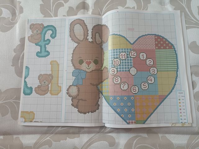 Se vende revista de punto de cruz