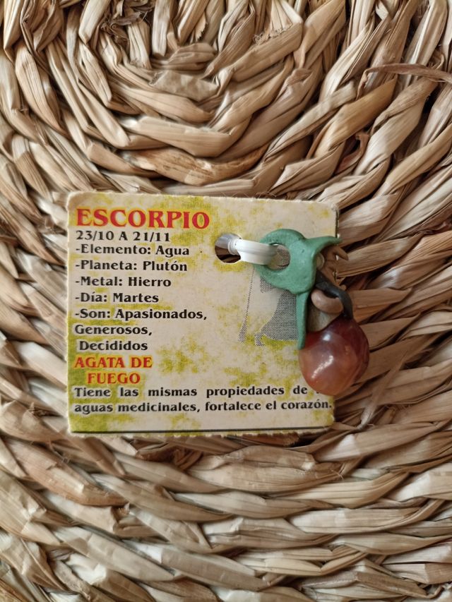 Colgante piedra signo