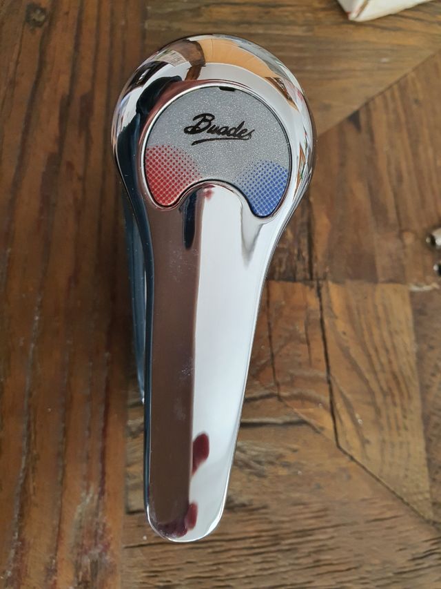 Grifo monomando Buades cocina baño