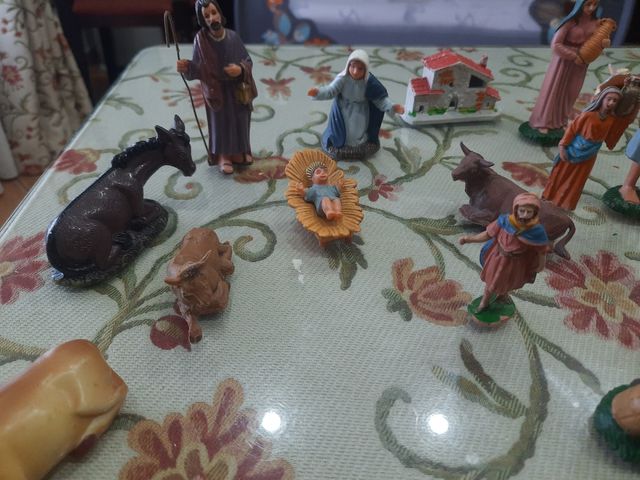 Figurillas para portar de belen