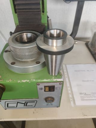 Presettor CNC LD 450/2C con unità di ELCA System