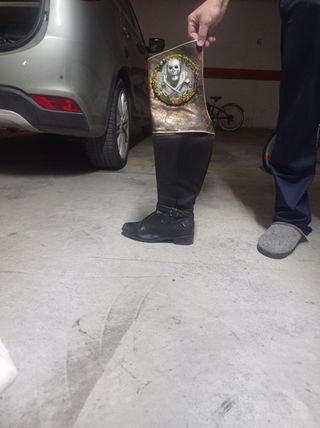 Botas y cinturón pirata