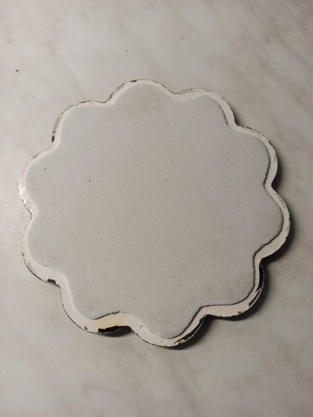 Sotto pentola in ceramica decorata