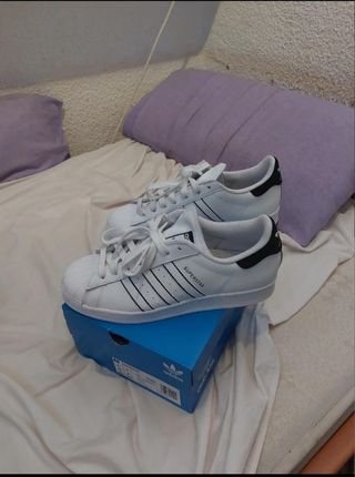 Adidas Superstar
