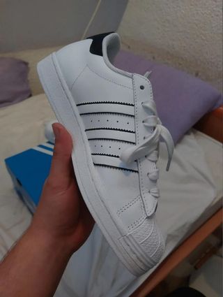 Adidas Superstar