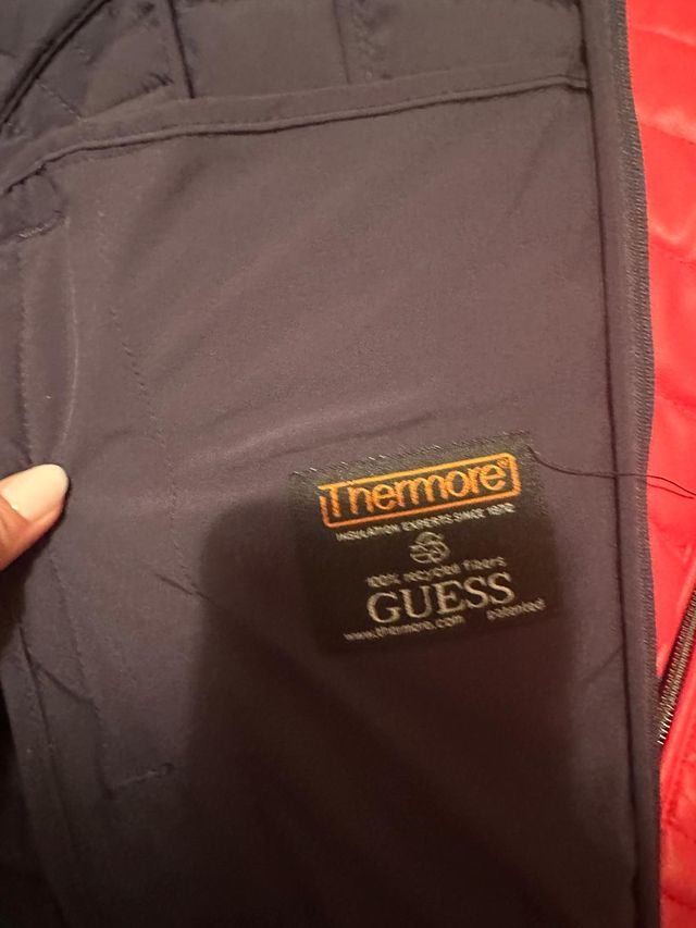 cazadora guess