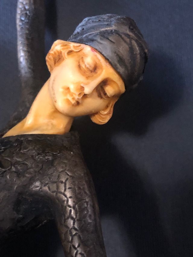 statuetta afther Chiparus