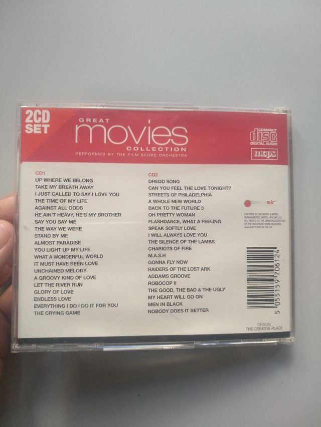 Dos CD con música, casi nuevos