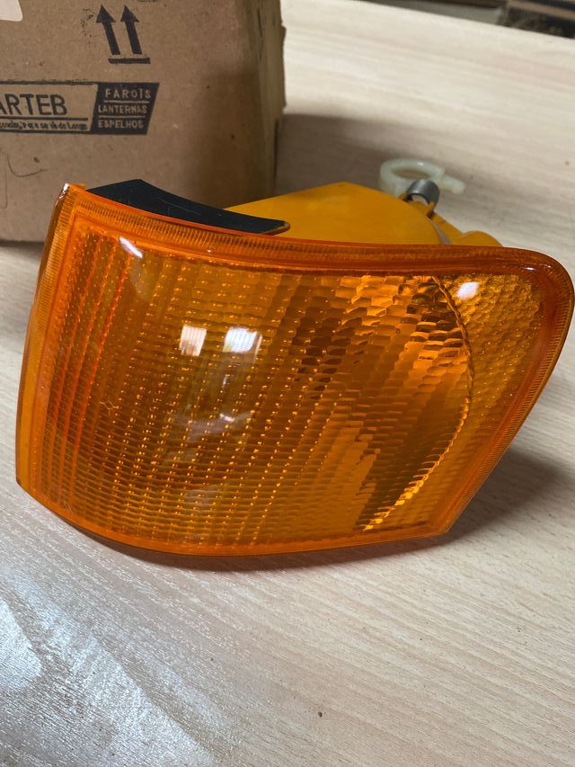 Ford Escort Mk5 Piloto delantero izq 90-93