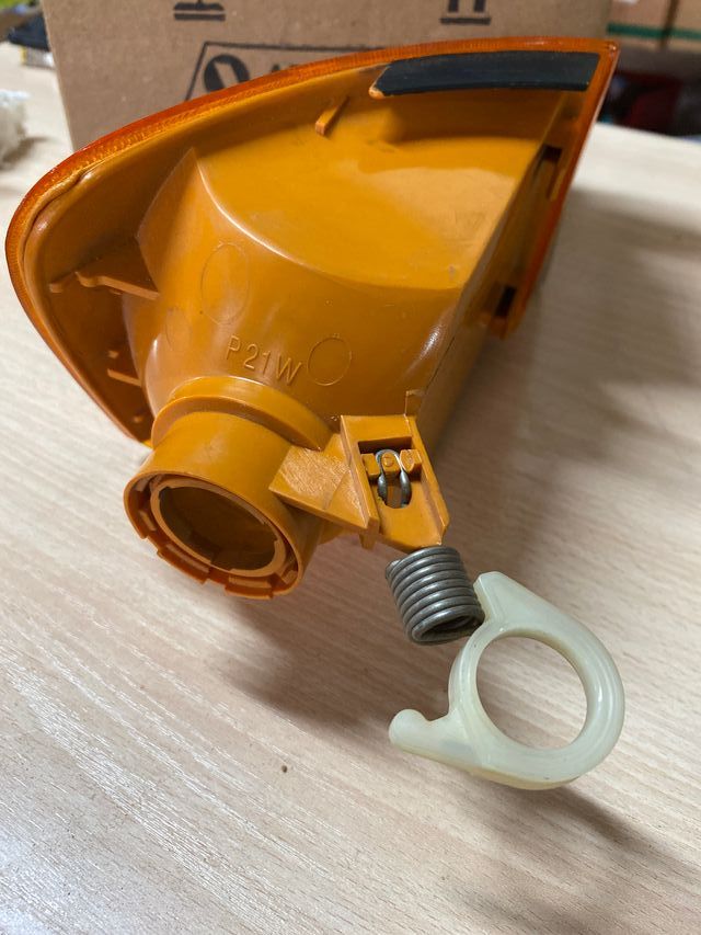 Ford Escort Mk5 Piloto delantero izq 90-93