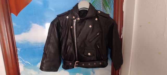 Cazadora infantil estilo rockero (CUERO)