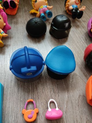Lote de muñecos y accesorios pinypon