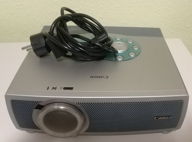 Proyector Canon LV-X1