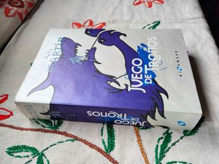 Juego de Tronos Ed. Lujo. Tapa dura. G. R. Martín.