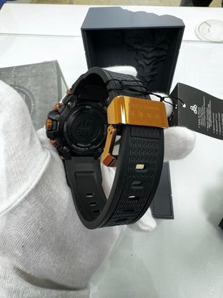 Casio G shock MTG B3000FR 1AER 40th LDT