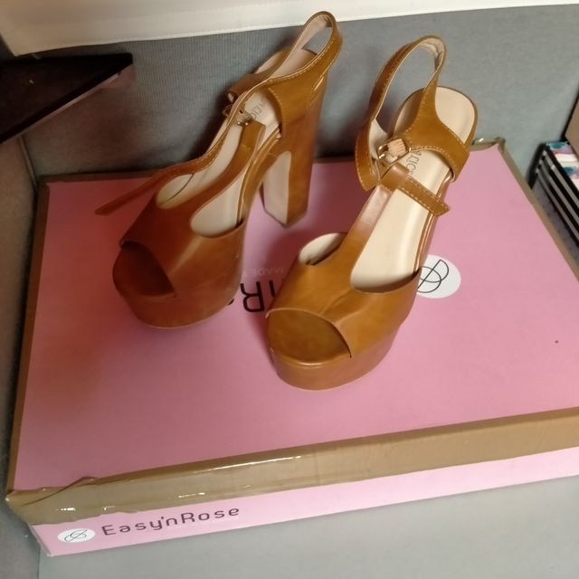 Sandalo elegante alto