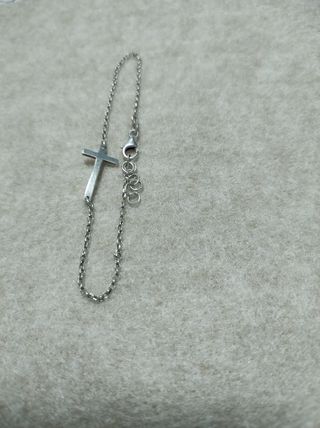 Pulsera plata cruz