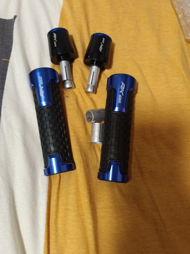 maniglia del manubrio del motociclo