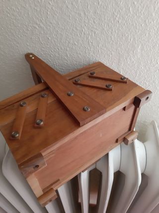 Costurero madera vintage