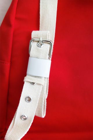 (NUEVA) Mochila ligera roja 100% algodón Pull&Bear